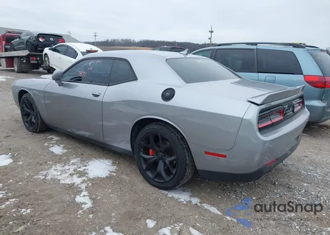 2016 Dodge Challenger Sxt Plus z USA, uszkodzony, nr VIN 2C3CDZAG1GH309696